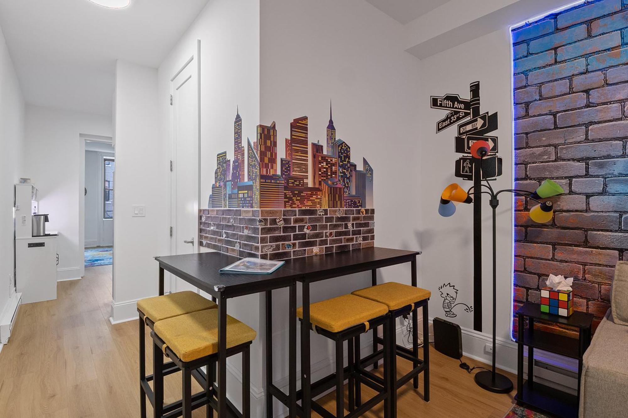 Appartamento Funky & Colorful Urban Getaway, 20 Minutes To Nyc Hoboken Esterno foto